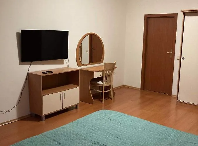 Flora 613 Apartament *